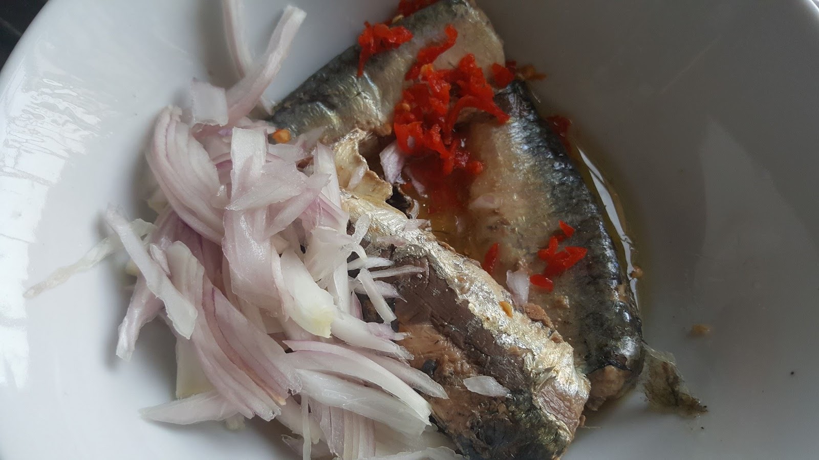 SARDINE AU POMME (SARDINES AND APPLE)