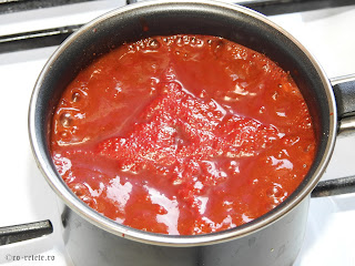 Sos de bulion reteta ketchup de rosii de casa rosu retete sosuri si dressinguri naturale gatite pe moment sau conserve pentru iarna vegan post,