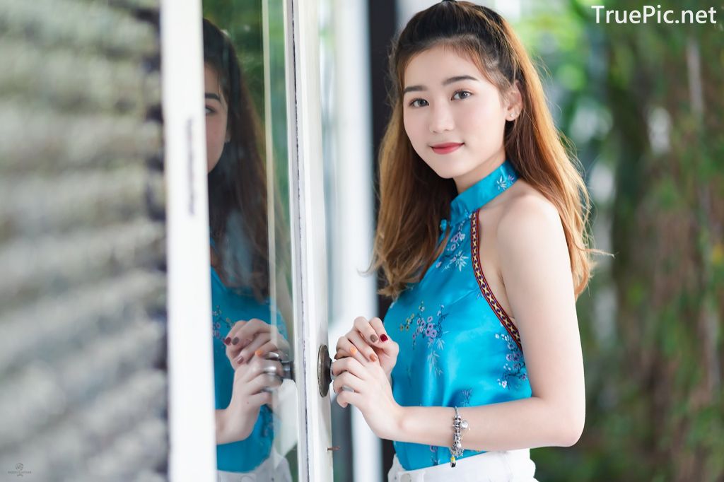Image-Thailand-Beautiful-Girl-Pattaravadee-Boonmeesup-Blue-Chinese-Traditional-Undershirt-TruePic.net- Picture-33