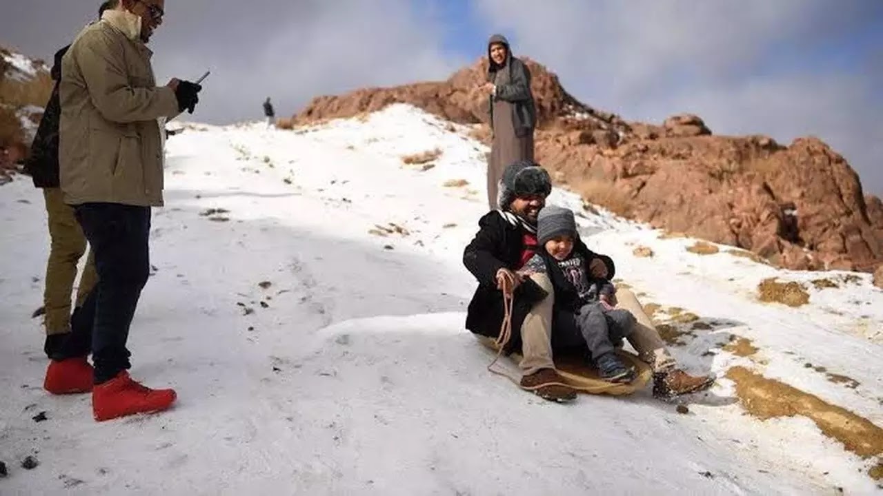 Apa Sebenarnya Sebab Salji Turun di Tanah Arab Saudi 