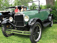 Exposition automobiles V.A.C.M. Laval Ste-Rose 2013