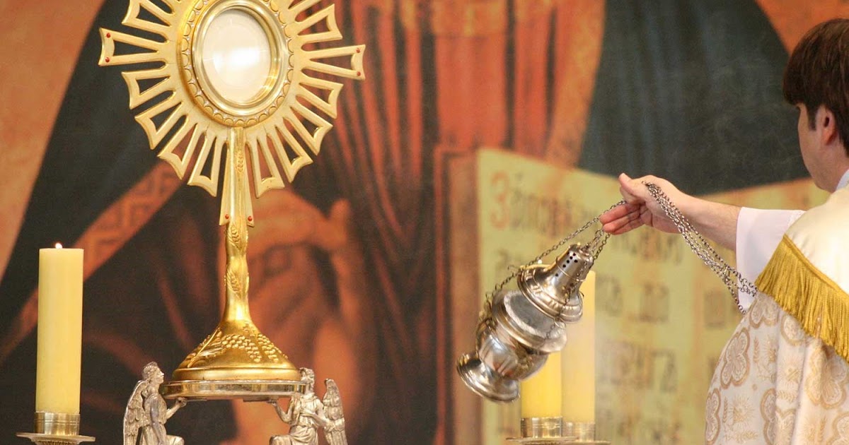 GESU' E' DI RITORNO ORA!: DAVANTI A GESÙ SACRAMENTATO