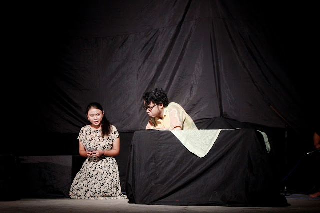 Nyonya Nyonya Wisran Hadi:teraseni.com Nyonya Nyonya Wisran Hadi:teraseni.com