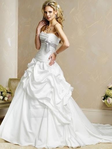 Wedding Dresses: Beautiful Strapless Wedding Dress