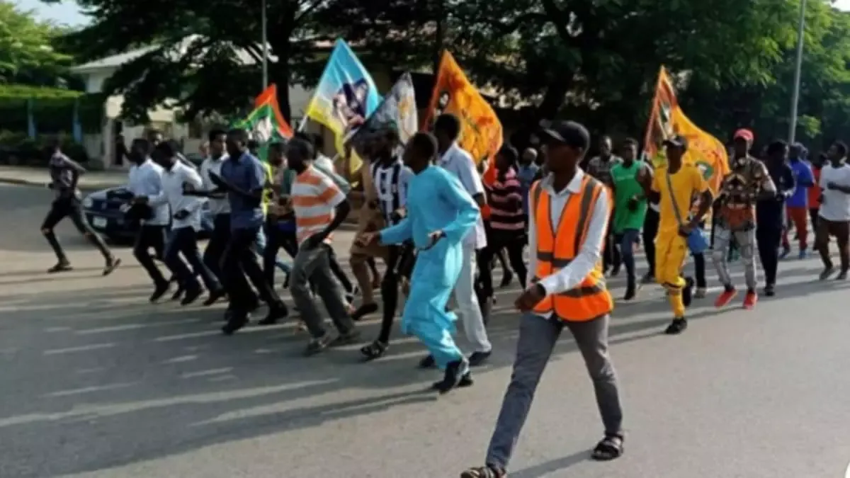 Soleimani killing: Islamic Movement protests in Abuja, burns US flag