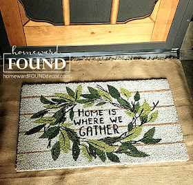 spring decorating, spring entryway, spring doormat, spring front door decor, front door decor, doormats, entryway, home decorating