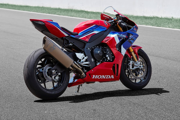 Nova Honda CBR 1000RR-R Fireblade SP 2022: preço, fotos e detalhes