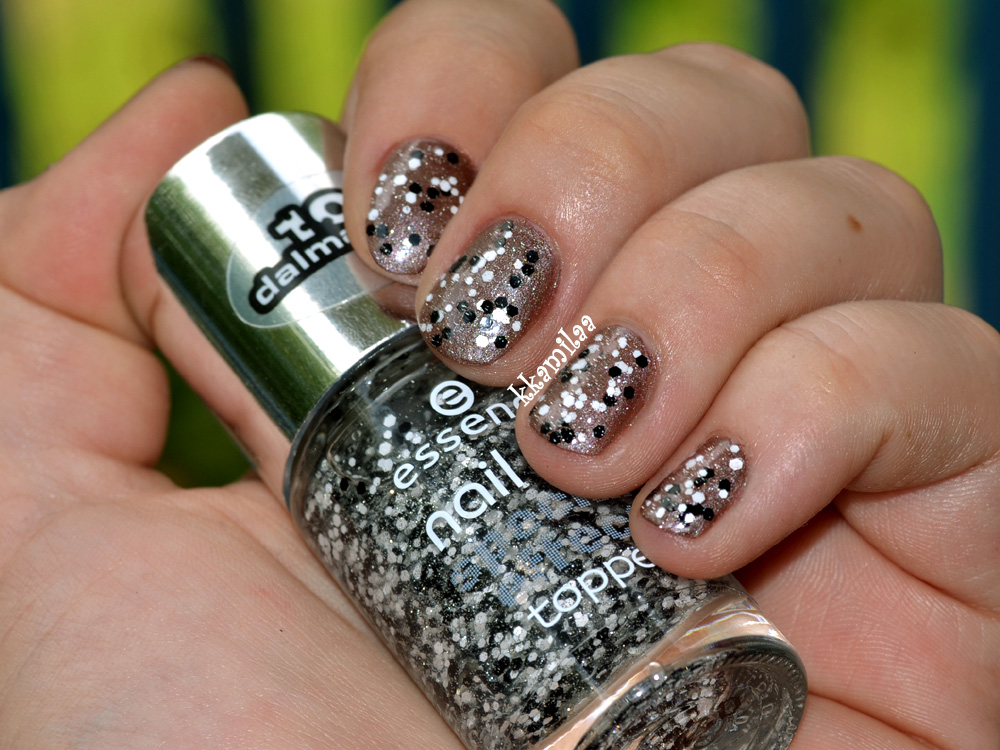 Essence Nail Art Special Effect Topper nr 22 - Black Dress and White Tie 