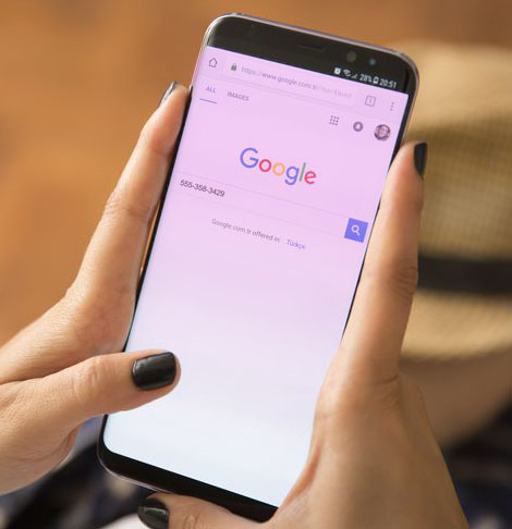 Cara Mengatasi Layar Sentuh HP Berubah Ungu