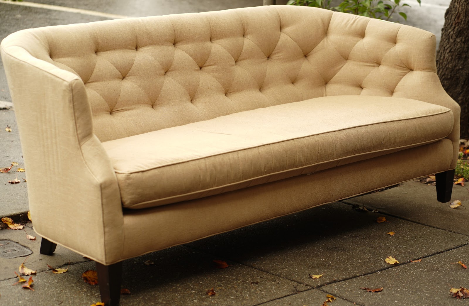 UHURU FURNITURE & COLLECTIBLES **SOLD** 95359 Crate & Barrel 76” Wide Curved Chesterfield
