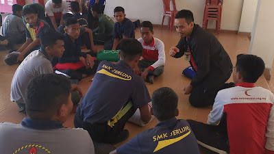 Prosedur Jemput Klinik Kesihatan Untuk Resusitasi Kardiopulmonari CPR dan Heimlich Manoeuvre