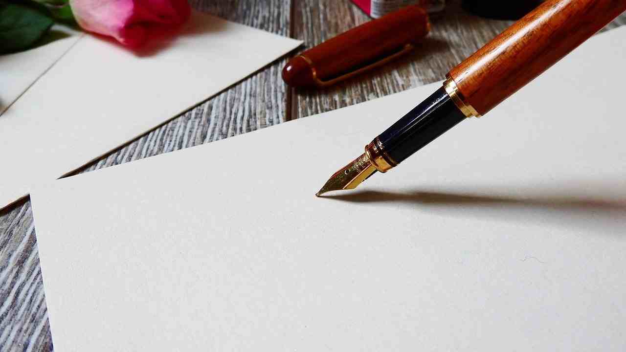 Surat Cinta Untuk Kakak Kelas Surat Cinta Untuk Kakak Kelas