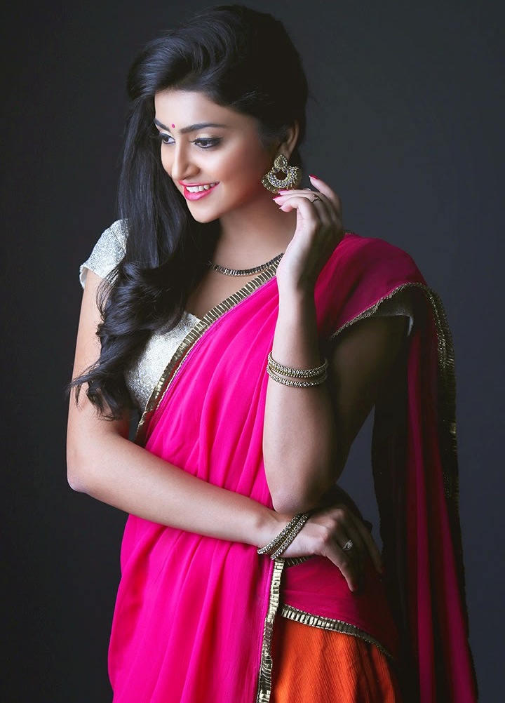 Avantika Mishra in Half Pink Saree - HD Photos