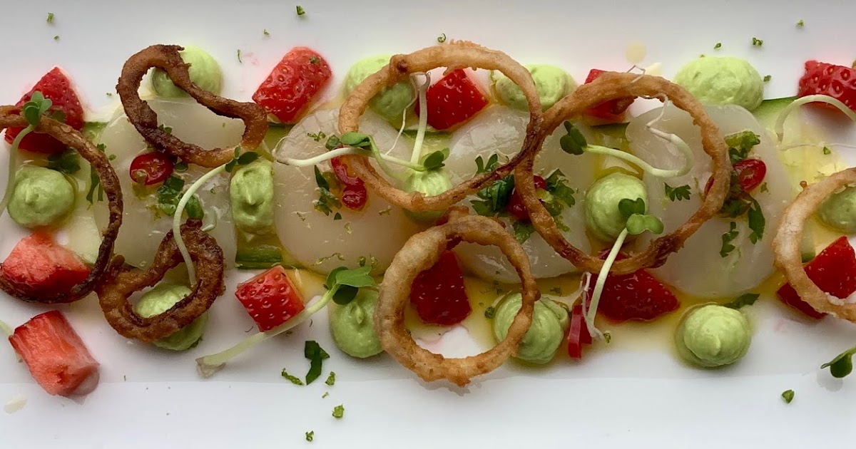 Ceviche of scallops with strawberries Recipe