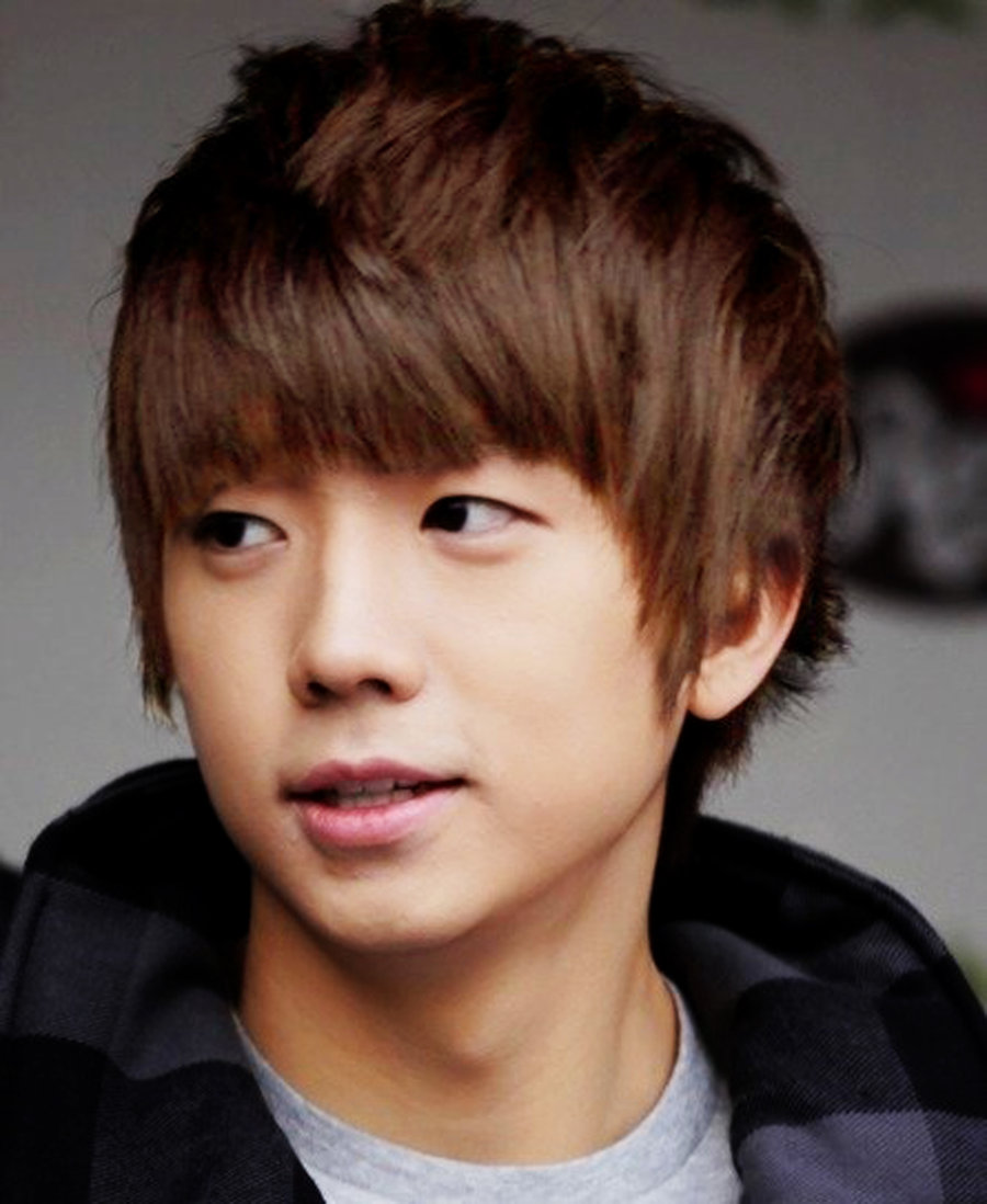 [Resim: Wooyoung_by_StobbyxSwimmer.jpg]
