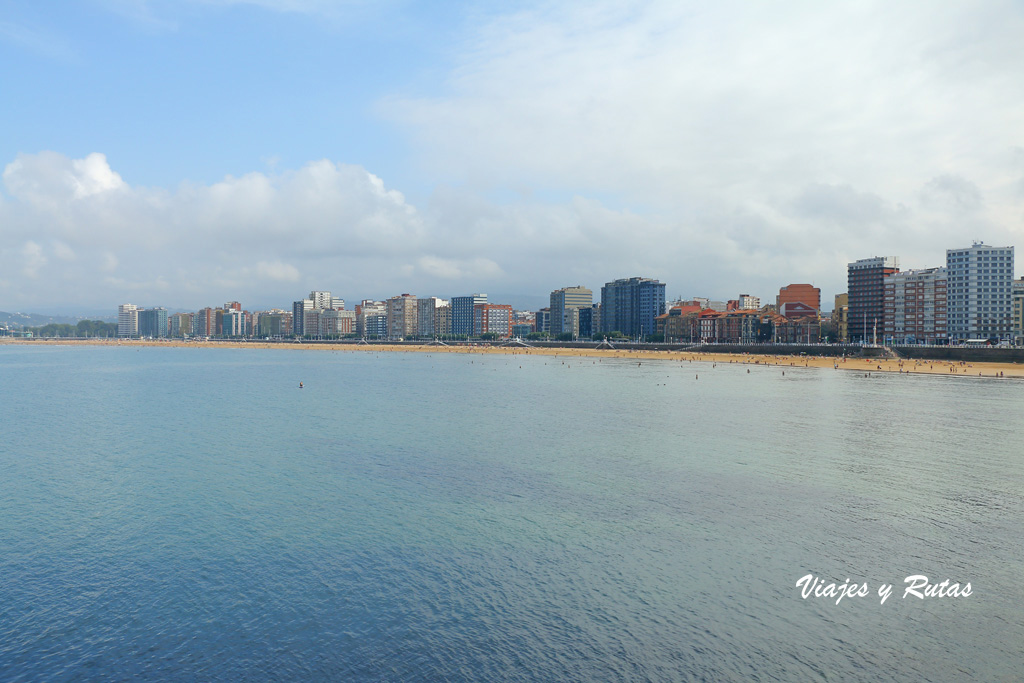 Playa de San Lorenzo de Gijón