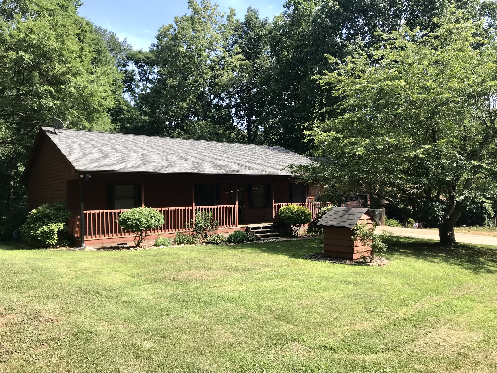 Salisbury Real Estate LLC Beautiful Ranch on Large Wooded Lot For