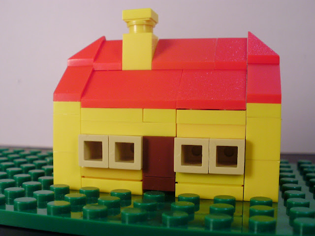 MOC LEGO edifício da escola primária em micro escala.