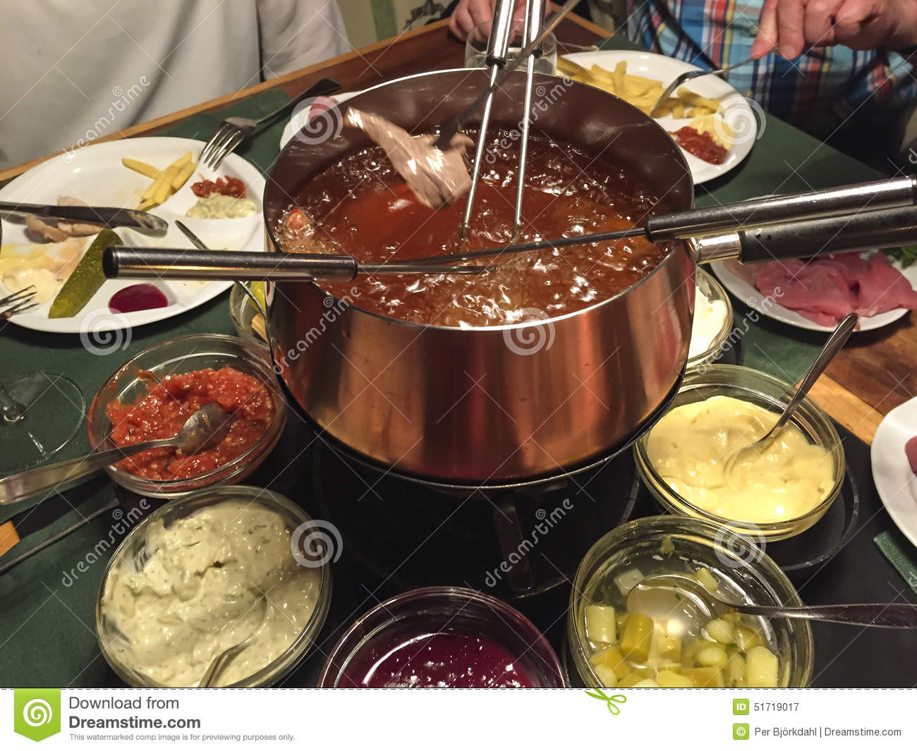 Chen Gai France ) fondue bourguignonne