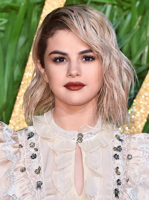 Selena Gomez Hairstyles - Star Hairstyles