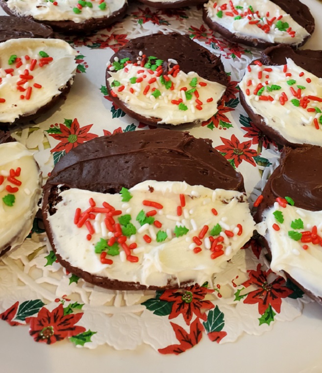 Half Moon Chocolate Cake Mix Cookies What's Cookin' Italian Style Cuisine