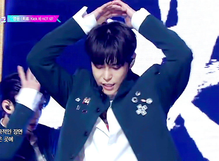 200327%25EB%25AE%25A4%25EB%25B1%25853.gi