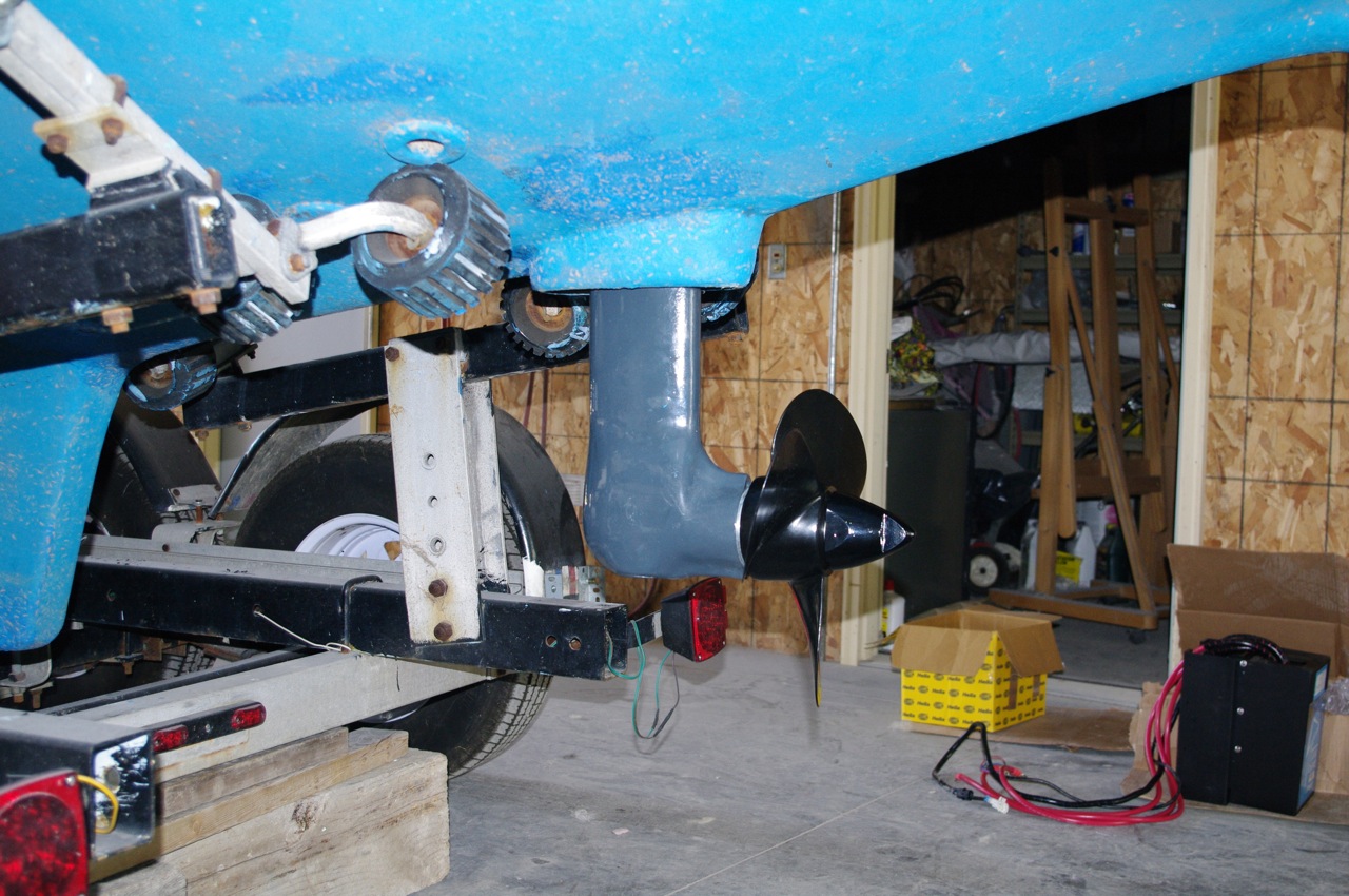 Coincidence Victoria 26 Engine Placement