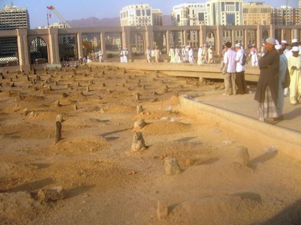 Seperti Inilah Bentuk Makam atau Kuburan Yang Sesuai Dengan Ajaran Islam