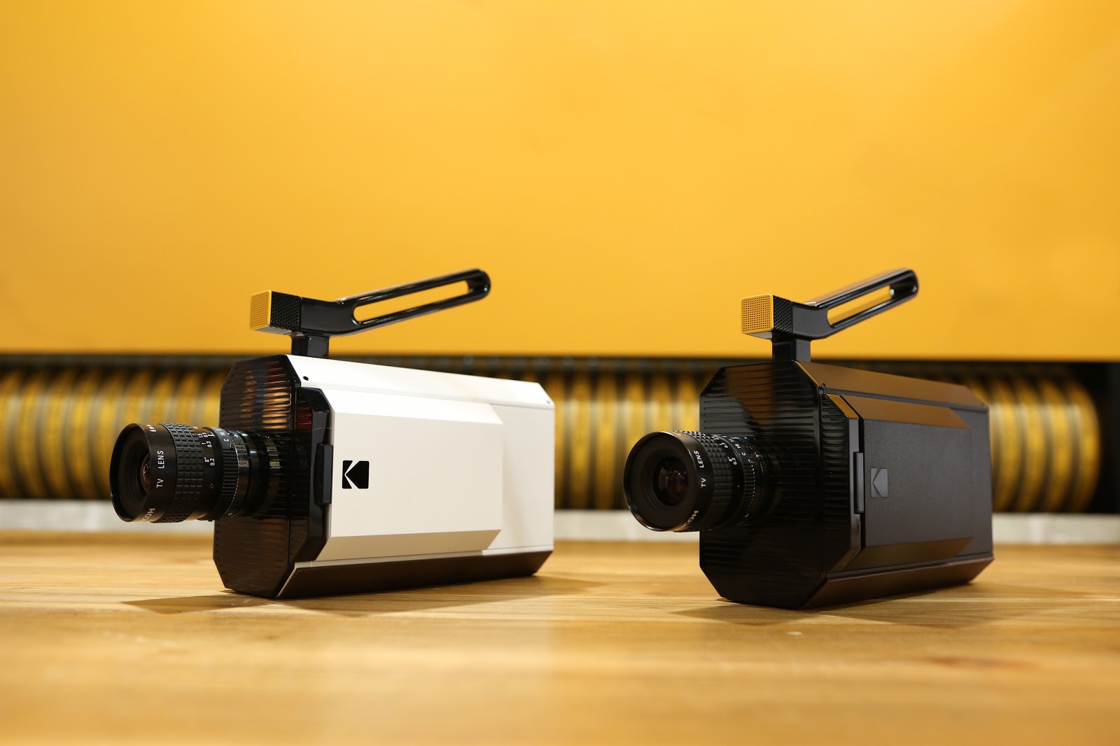 Kodak Takes CES 2016 by Storm with New Super 8mm Film Camera