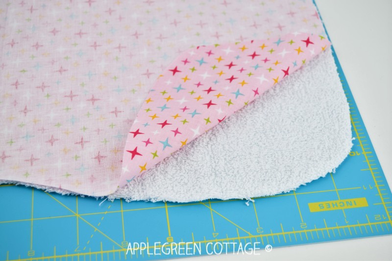 Free Burp Cloth Pattern So cute! AppleGreen Cottage