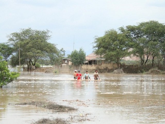 Sectores rurales de Cajabamba piden ayuda por desborde de rios
