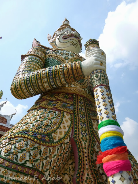 White guard of Wat Arun