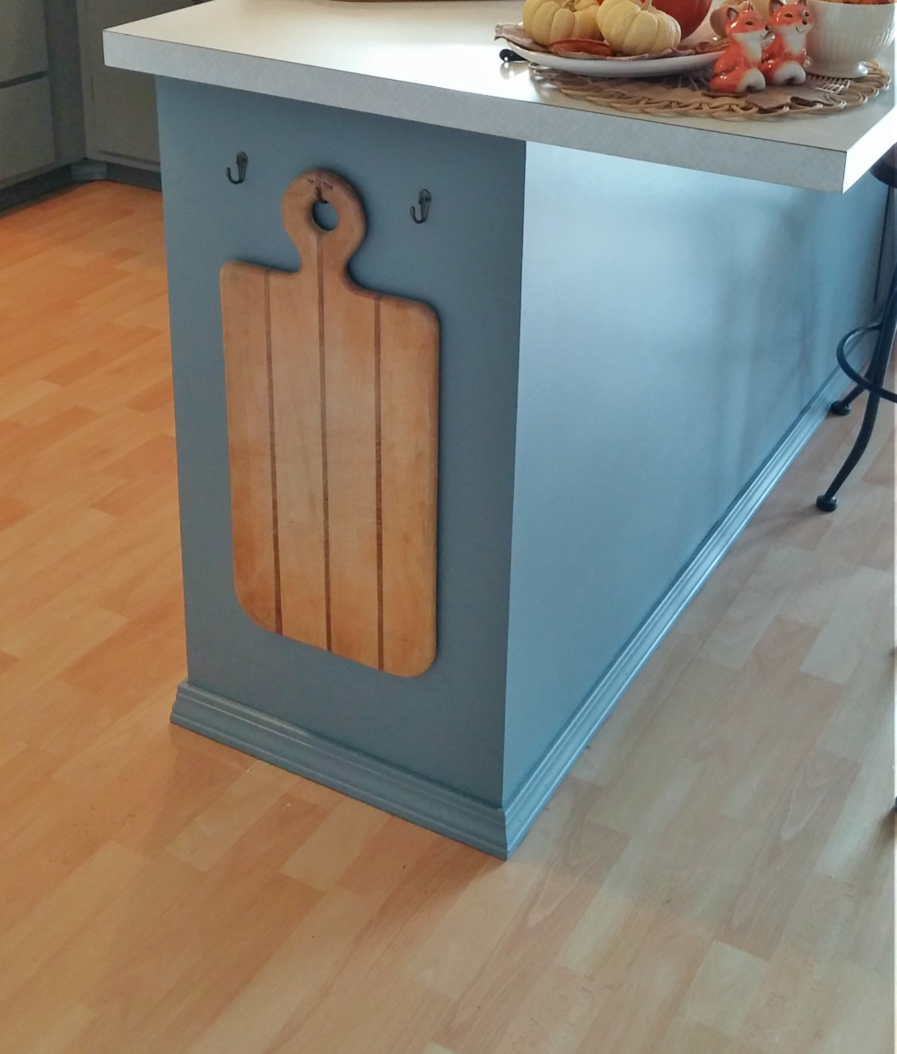 DIY Moroccan Cutting Board & How to Display Your Cutting Boards