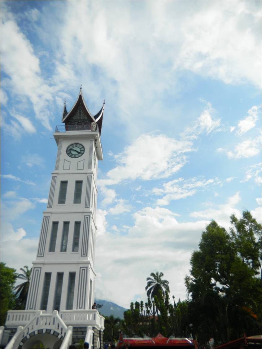 Download this Rumah Gadang Pdikm Padang Panjang picture