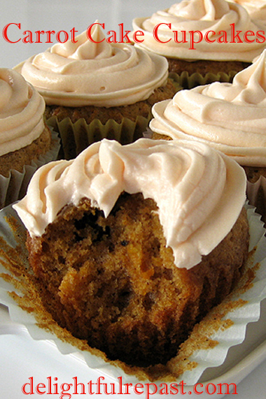 Carrot Cake Cupcakes - with Cream Cheese Frosting / www.delightfulrepast.com