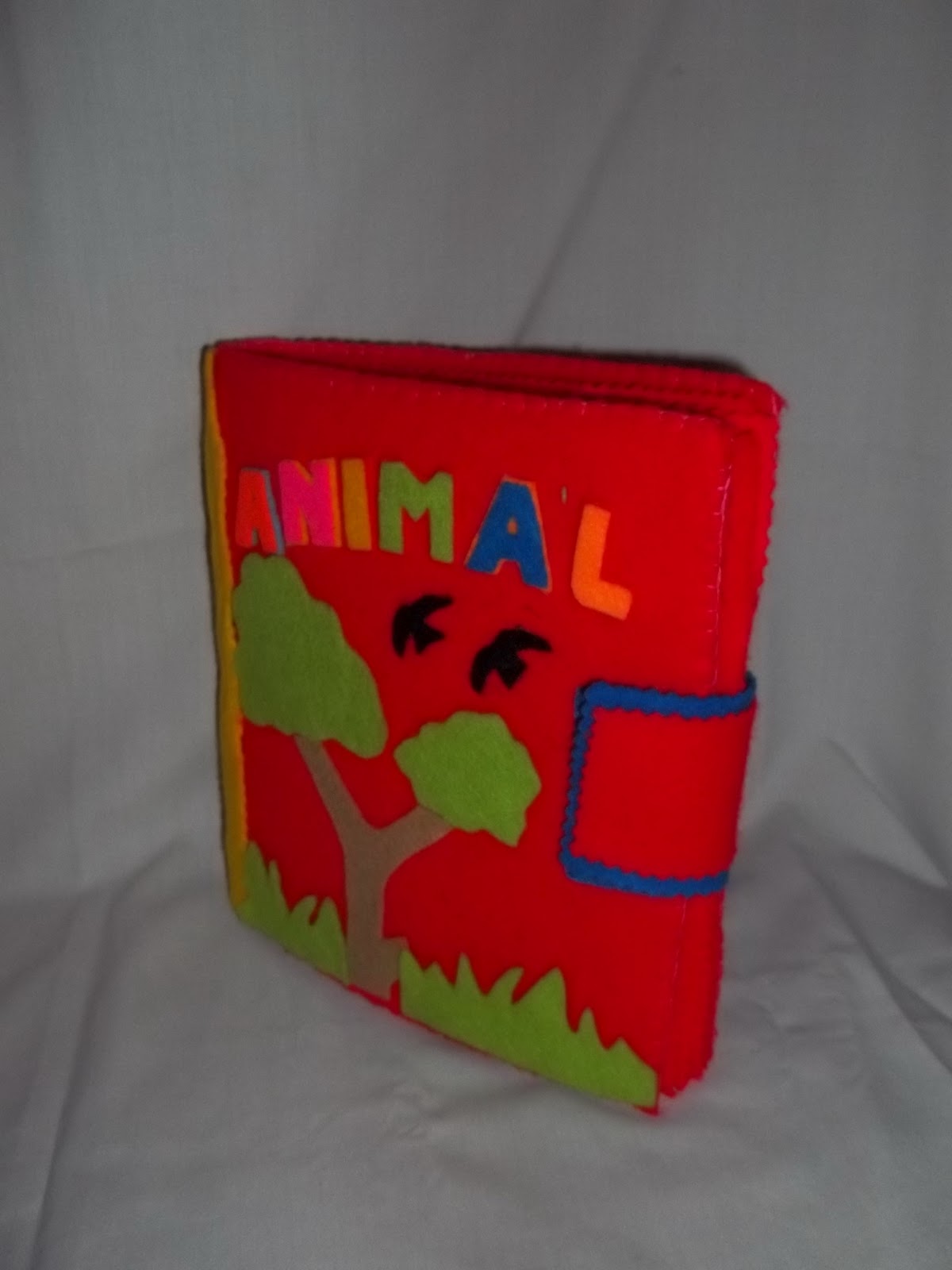 Tazaka Alat Permainan Edukasi Flanel Buku Flanel