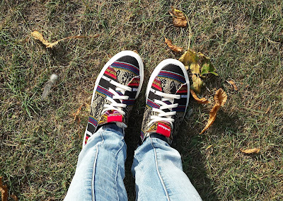 trampki Inkkas Black Bird Low trampki Inkkas etniczne buty etno boho stylizacja z trampkami blog modowy