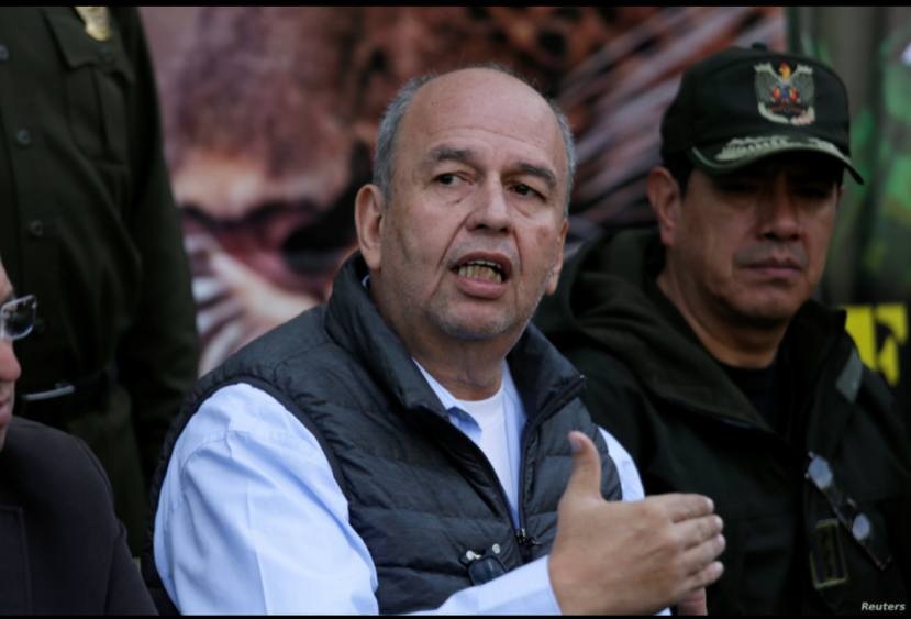 El ministro boliviano de Gobernación, Arturo Murillo, durante una conferencia de prensa en La Paz, Bolivia, tras una operación contra narcotraficantes el 23 de enero de 2020 / REUTERS
