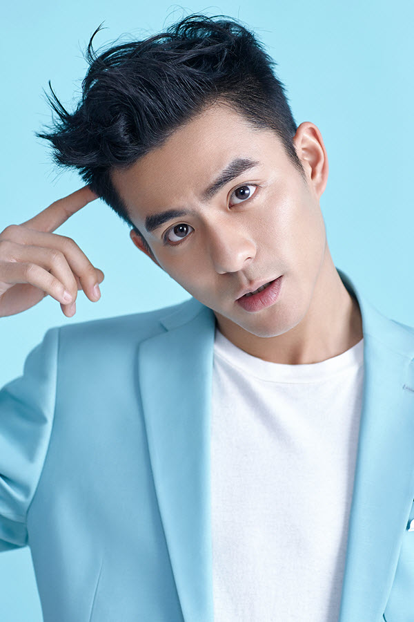 ли сяньнянь. чэнь сычэн. Wu li. Wu li. Jun li.