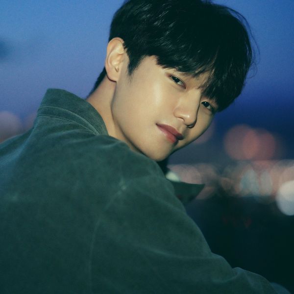 plat9 – Standing at the breakup – Single