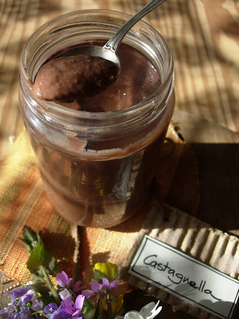 castagnella, crema di castagne cacao e latte di mandorle