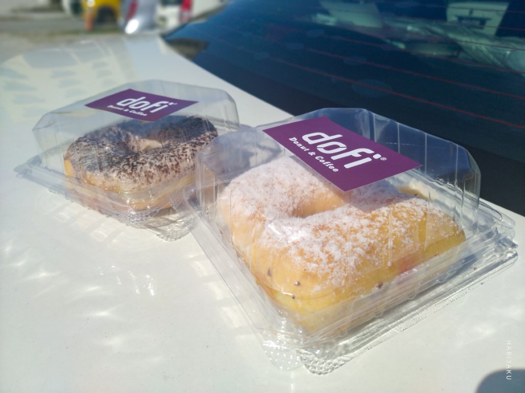 DOFI Donut & Coffee Tiramisu dan Cheese Leleh