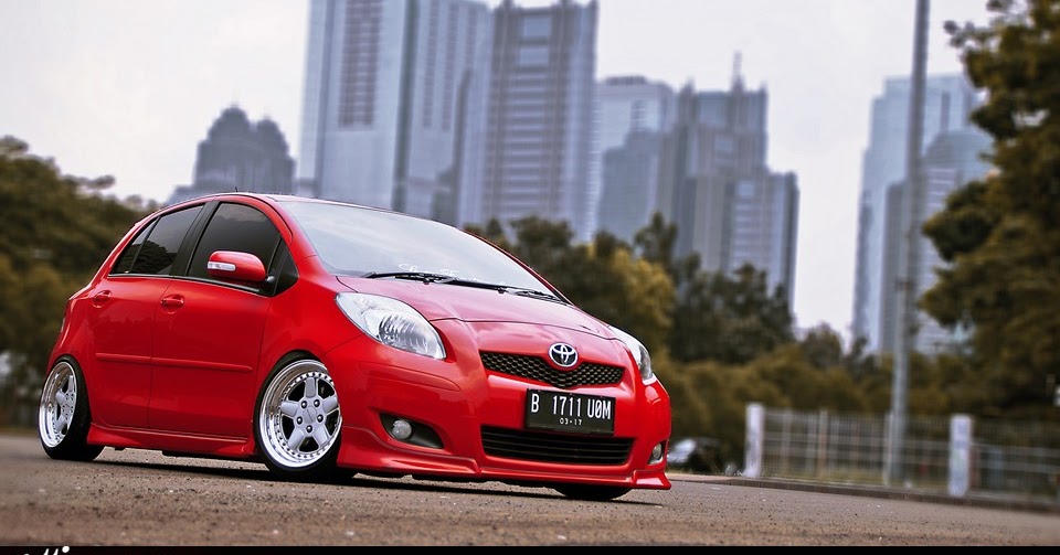 Стэнс Тойота Yaris