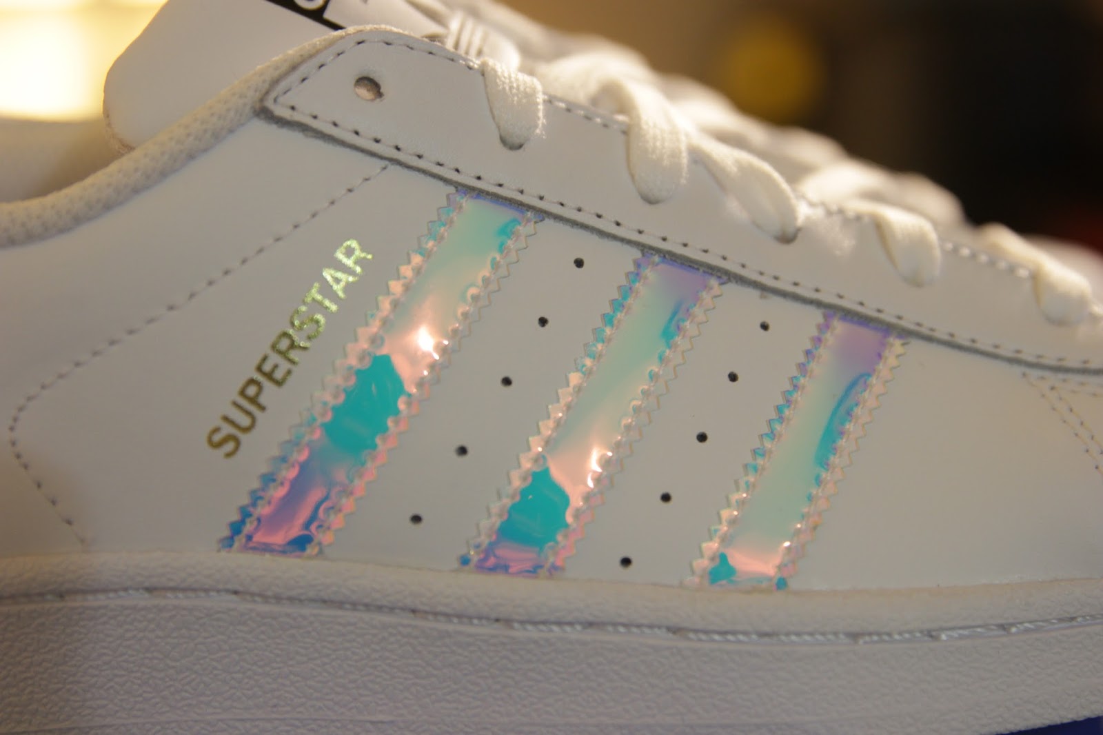 superstars with shiny stripes