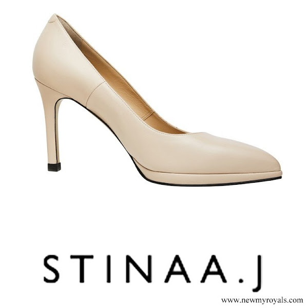 Princess-Sofia-wore-STINAA.%2BJ-Shoes.jpg