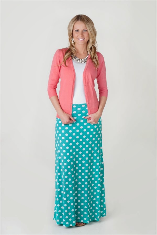 A Wise Woman Builds Her Home: Feminine Fun - Polka Dot Maxi Skirts Are Back!