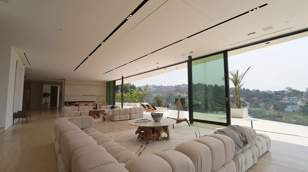 163 Interior Photos vs. 1274 Lago Vista Dr, Beverly Hills, CA Ultra Luxury Modern Mansion Tour