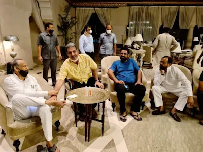 विधायक हर सुबह योग करते हैं, दिन में कुछ गतिविधि करते रहते हैं। विधायक हर सुबह योग करते हैं, दिन में कुछ गतिविधि करते रहते हैं।