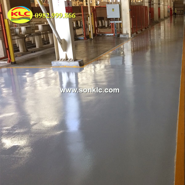 Advantages of construction of epoxy paint for professional competition