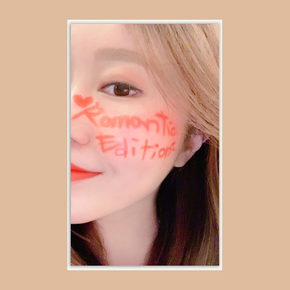 hollen – Romantic Edition – Single